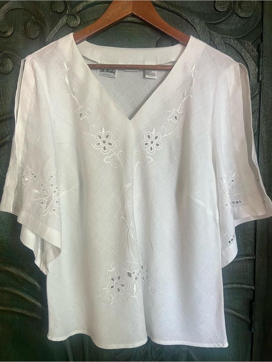 Richard Malcolm Tops - Irish Linen Embroidered Blouse XL White